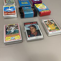 Vintage baseball cards lot.