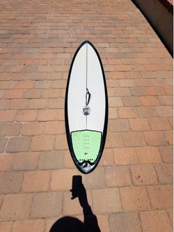Chilli Middy Mid Strength Surfboard 5’6