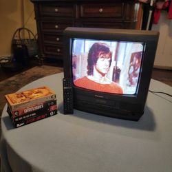 Panasonic CRT 13" TV/VCR VHS Combo With Remote Plus Movies
