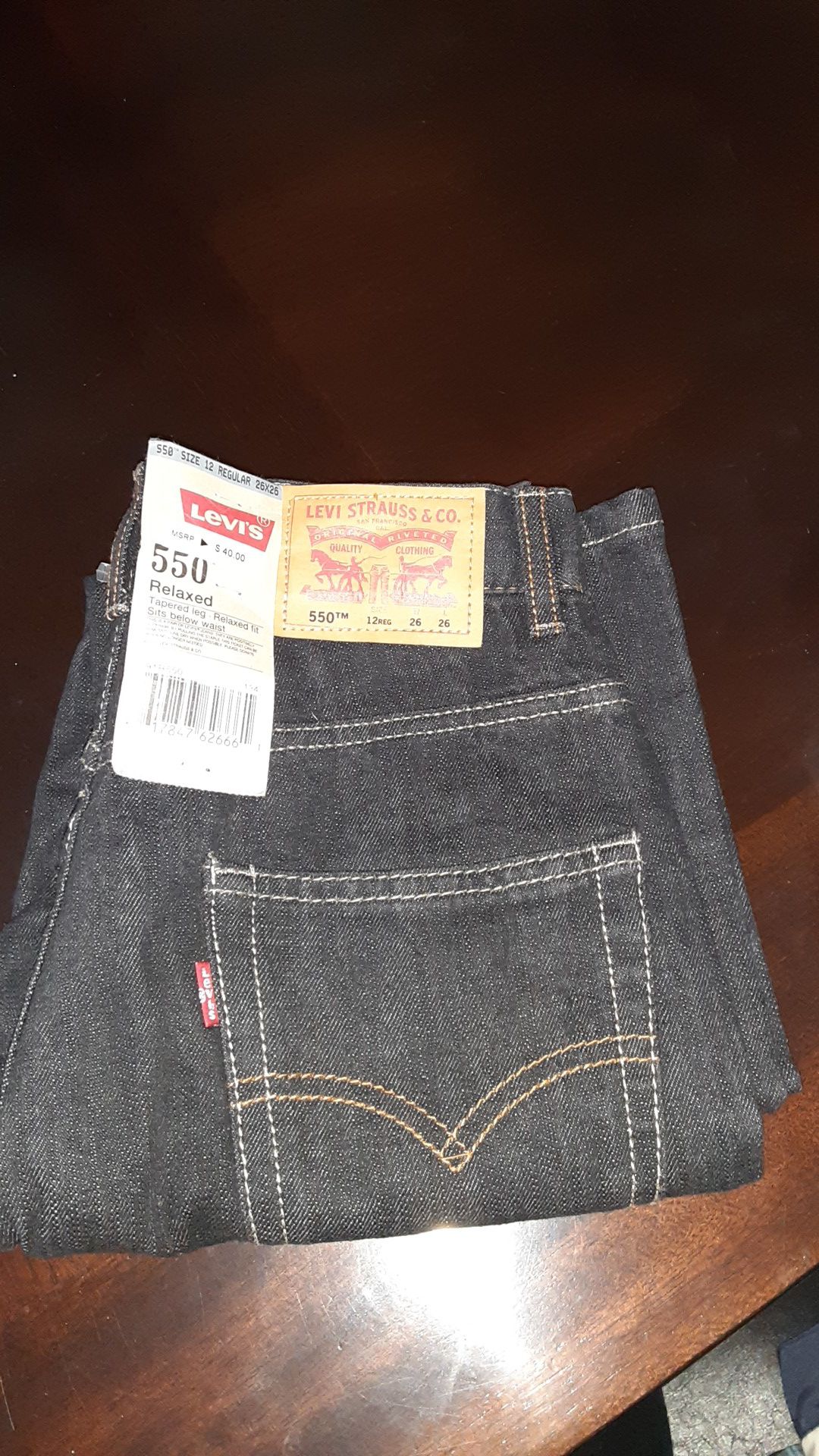 Levi's 550 size 12 with tags