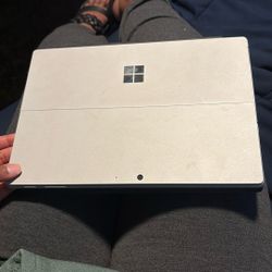 Microsoft Surface Pro 7 