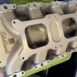 Edelbrock Intake Manifold