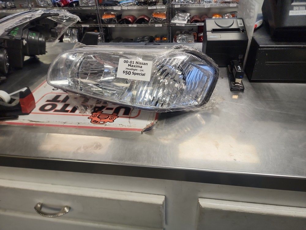 2000 Thru 2001 Nissan Maxima Headlight LH Side