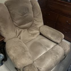 Lazy boy chair with coffee table