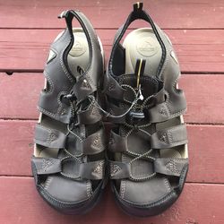 Ozark  Men’s Size 10