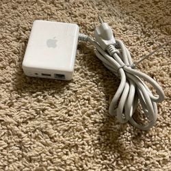 APPLE AIRPORT EXPRESS BASE STATION A1084 WIFI WI-FI