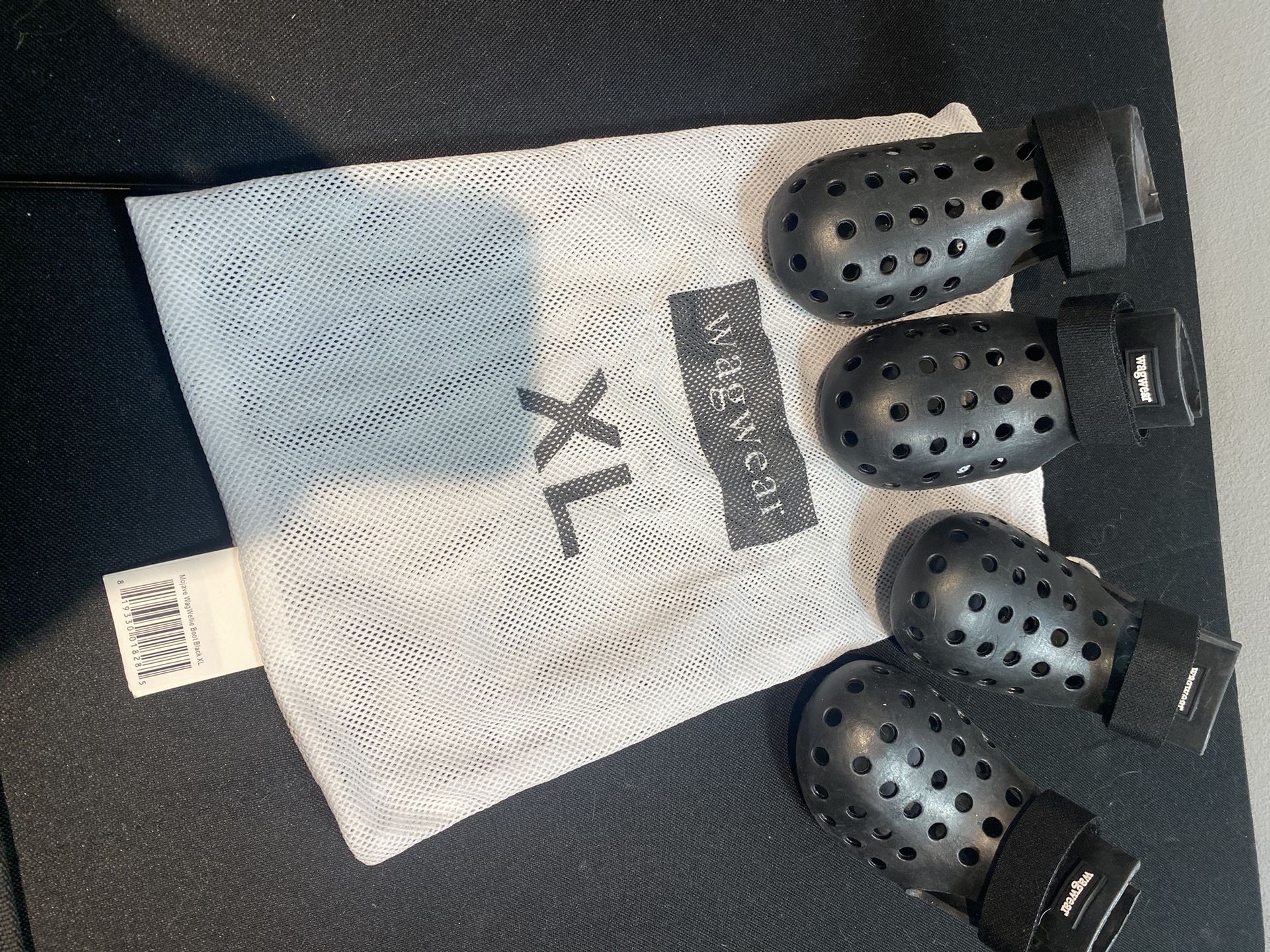 New Unused Black XL Wagwear Wagwellies Dog “crocs” Booties