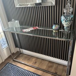 Entry Table- Encino