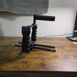 Cameracage Neewer