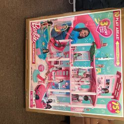 Barbie Dreamhouse 