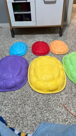 Kids Floor is Lava/Stepping Stones/Turtle shells