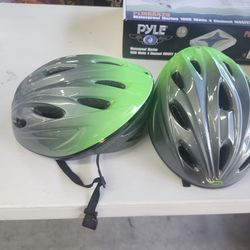 Youth bike helmets