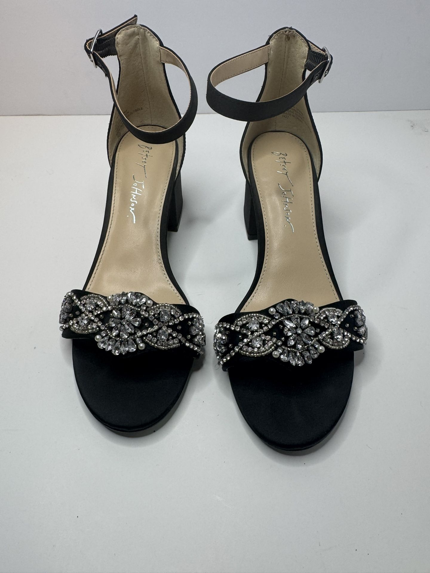 Betsey Johnson Black Dress Sandals With Elegant Embellishments Size 7M