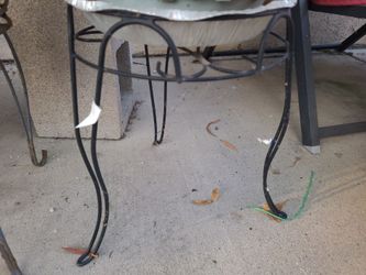 Plant stand