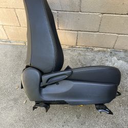 2012-2019 Toyota Prius C Passenger Seat 