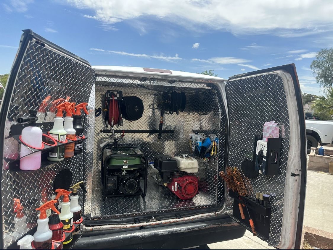 Detailing Van