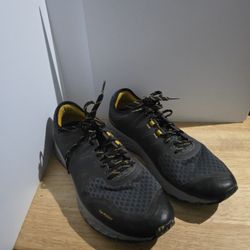 New Balance Men's Running shoes, Size 10.5M