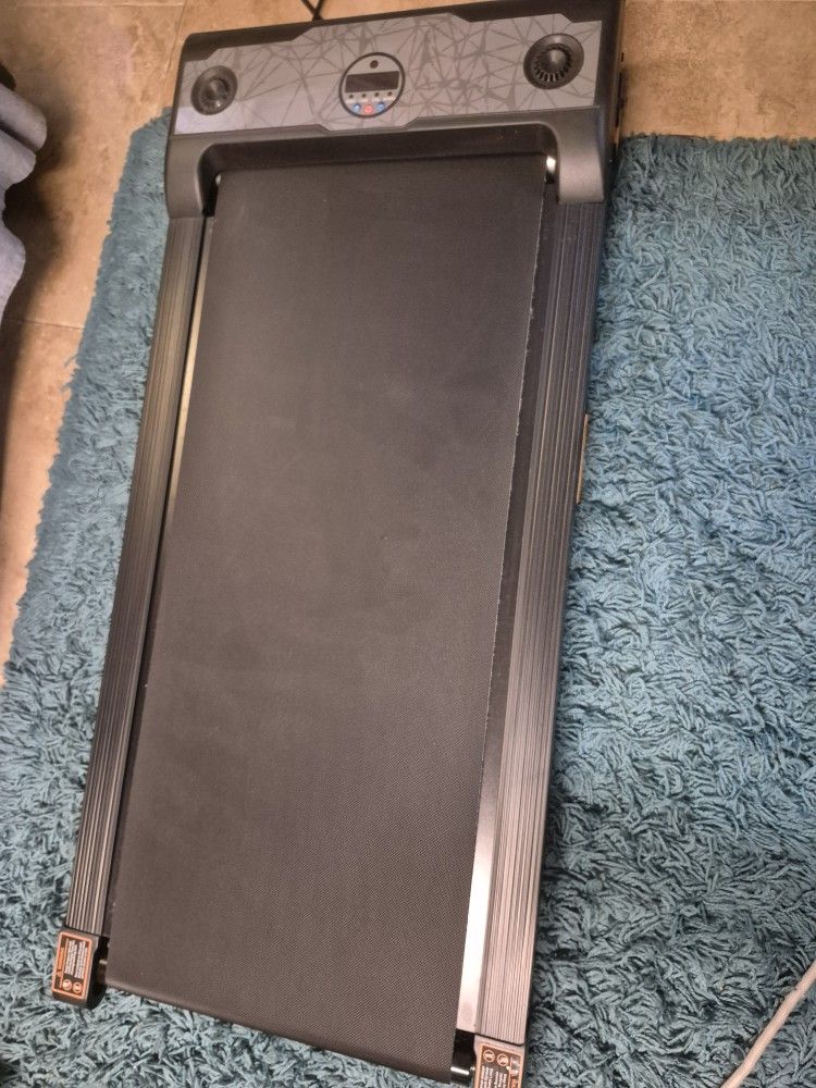 Brand NEW - INDOOR Walking PAD