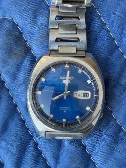 Seiko 5 vintage wrist watch