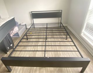 Queen m Bed Frame with Headboard