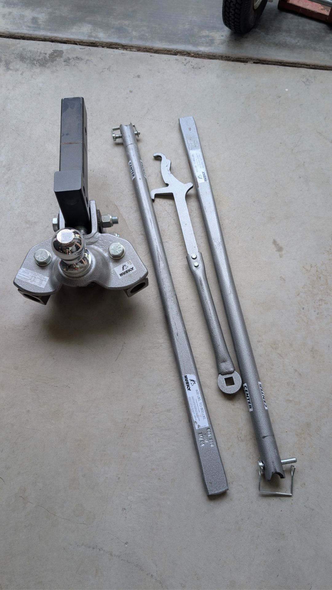 Husky Center Line TS Weight Distribution hitch