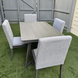5-Piece Rustic Gray Dining Table Set (Seats 4)