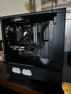PC GAMING SETUP