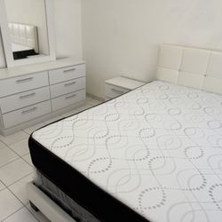 Queen Size Bed Room Set. With Mattresses Set. 2 Nightstand Dresser And Mirror All New Furniture Free delivery Free Installation