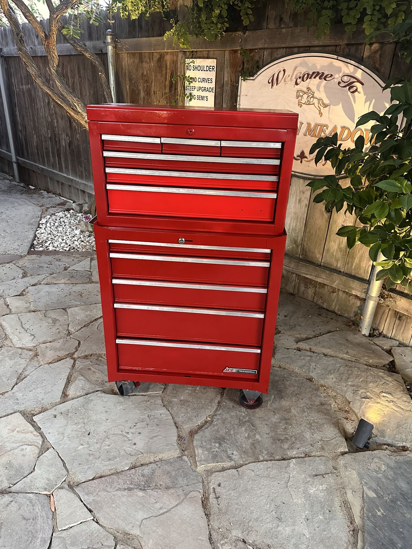 2 piece 11 Drawer Tool Bin