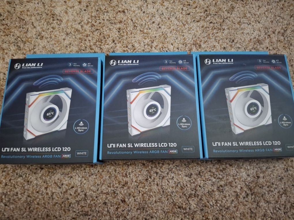 Lian Li Sl 120 Reverse Blade Lcd Fans 3 Pack