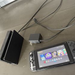 Nintendo Switch Console Dock Controller And cables