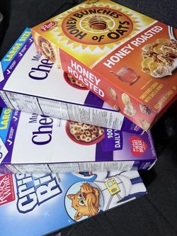 4 cereal boxes brand new + 2 oatmeal boxes