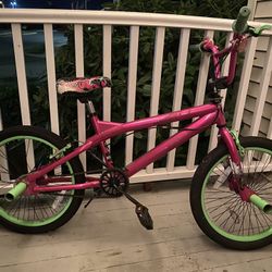Girls bike, Hot Pink & Neon Green 