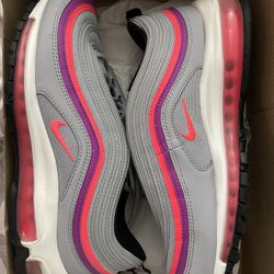 Women’s Size 10  Air Max 97