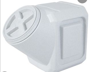 2 stackable gamma2 vittles vault pet food container 40 lb