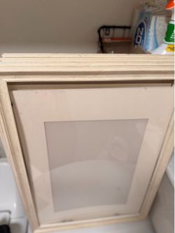 Pictures frame