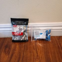 2 Nanoblock Animals!  Petit Block Triceratops building set &
Nanoblock building set featuring a Ring-Tailed Lemur (NBC_166)