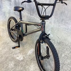 SPECIALIZED UEGNS BMX BIKE