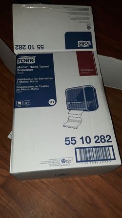 AUTOMATIC TOWEL DISPENSER