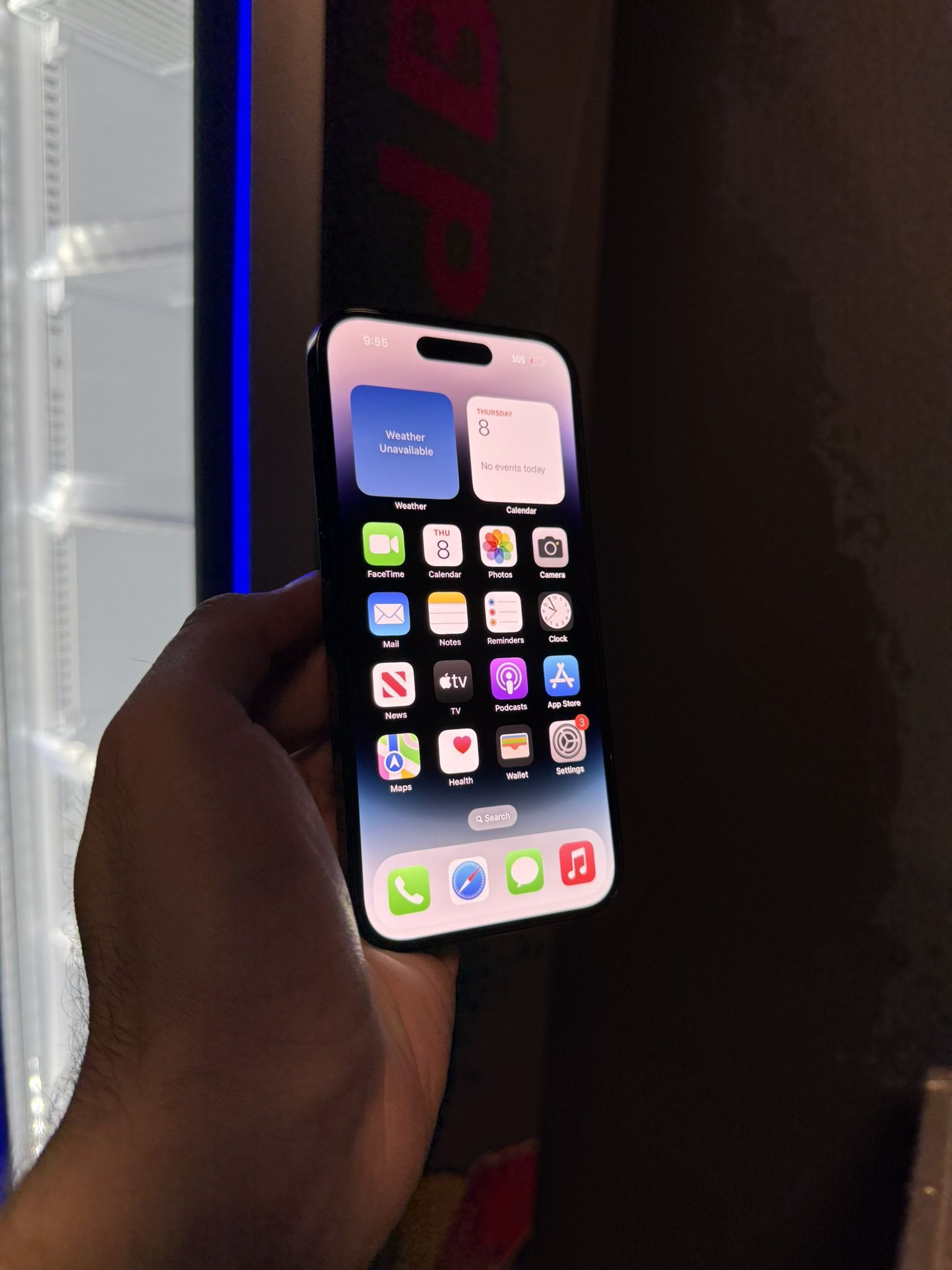 Apple iPhone 14 Pro 512GB Unlocked to any carrier! 90 day warranty! We offer financing!