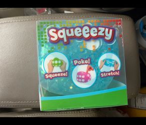 Squeezing dice