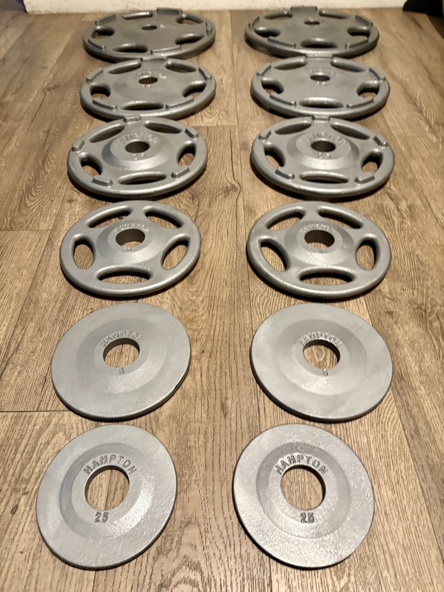 Hampton Olympic Weight Plates Full Set 45s new The Rest In New Condition (reconditioned) 245 lbs