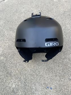 Giro Ledge MIPS ski / snowboard helmet.  
