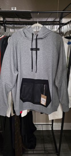 Men's On Hoodie Size XL
