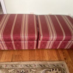 2 Ottomans