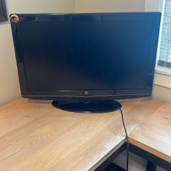 Westinghouse digital electronics 32 inch monitor