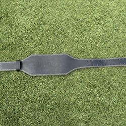 Sturdy leather weight belt