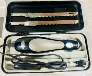 Oster Electric Knife with Case and Blades