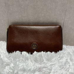 Tory Burch Robinson Zip Around Wallet
