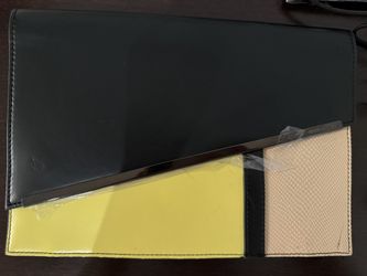New BCBG Maxazria Purse Clutch Yellow Beige Black (w Defects) Magnetic Closure Retail $108